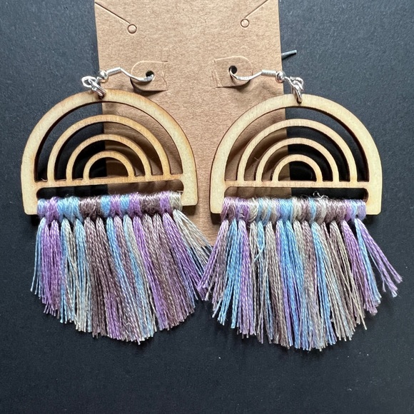 Pastel macrame handmade earrings - Picture 3 of 3